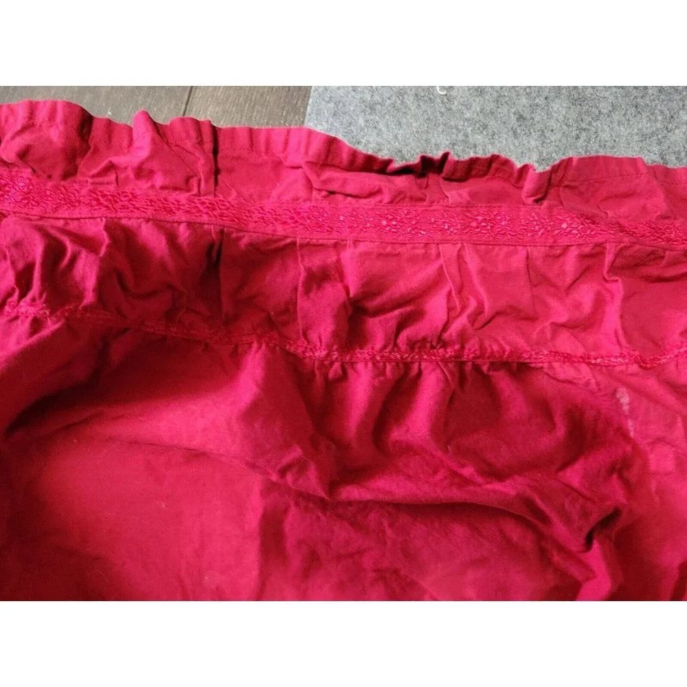 Candies Bedskirt Twin Christmas Red Embroidered Ribbon 15in Drop Vintage